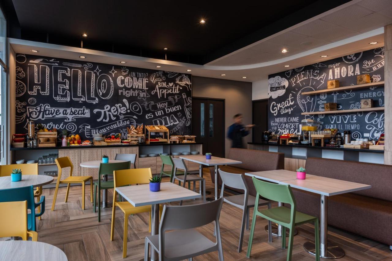 Ibis Chia Hotel ภายนอก รูปภาพ