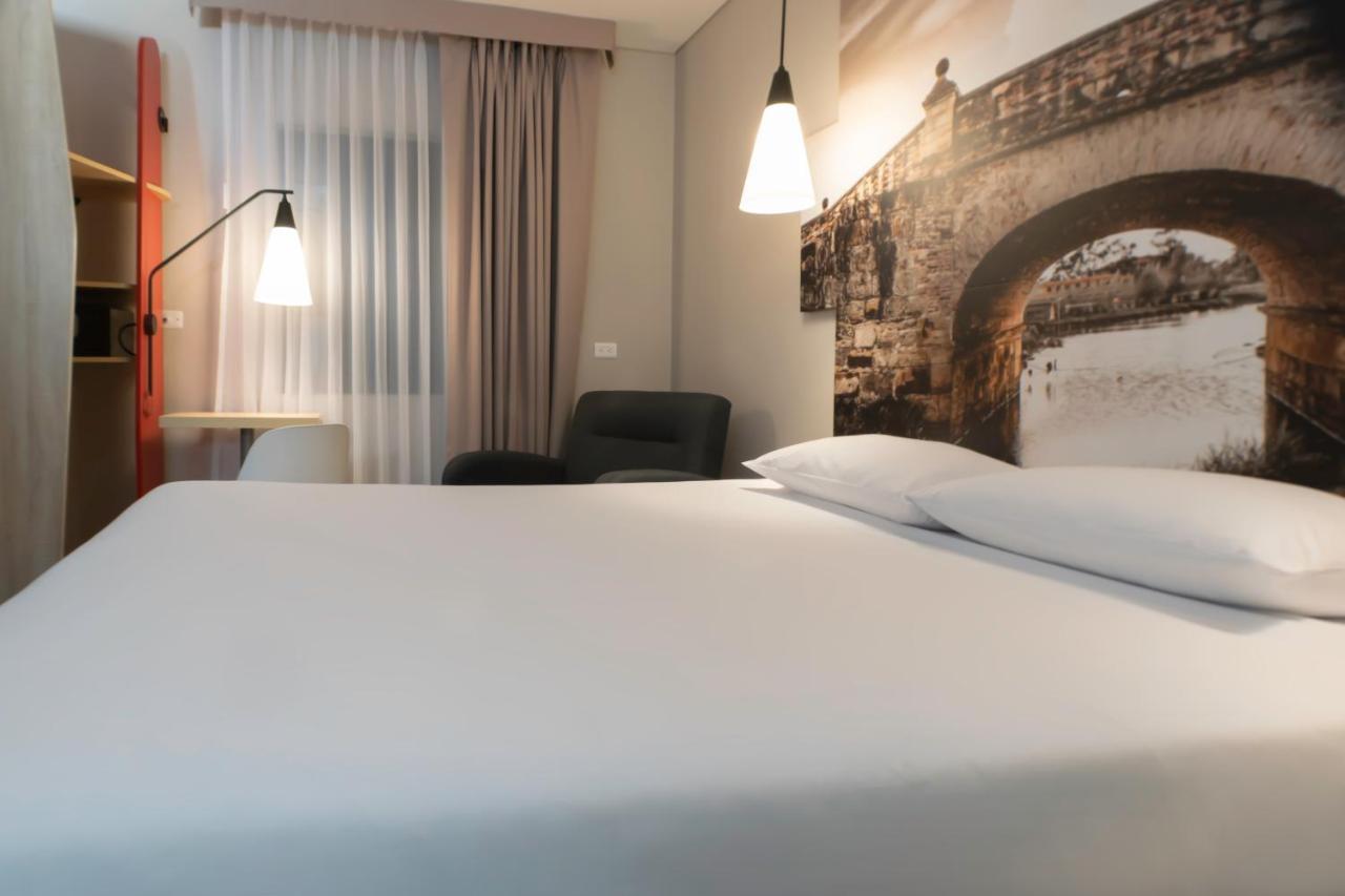 Ibis Chia Hotel ภายนอก รูปภาพ