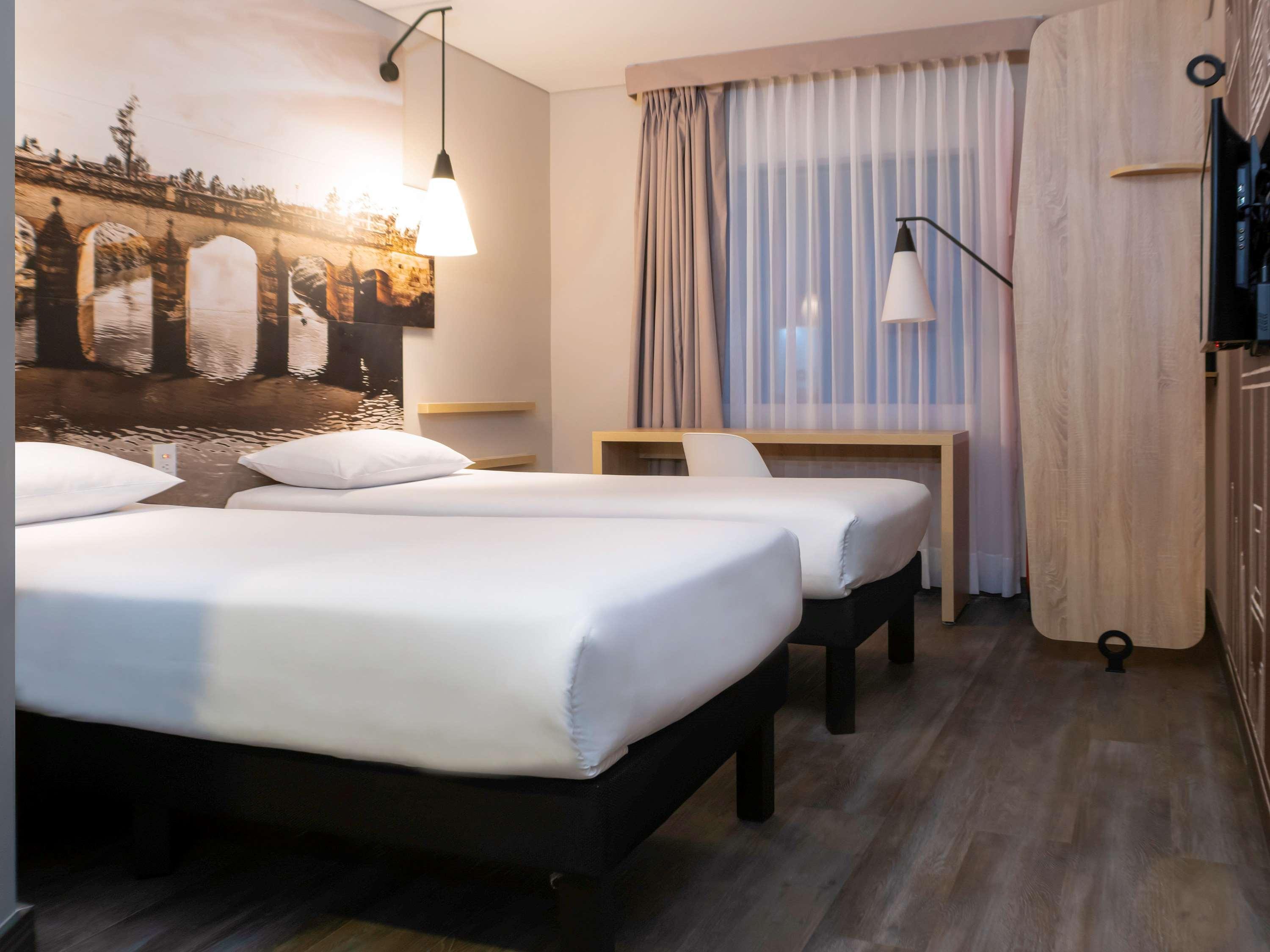 Ibis Chia Hotel ภายนอก รูปภาพ