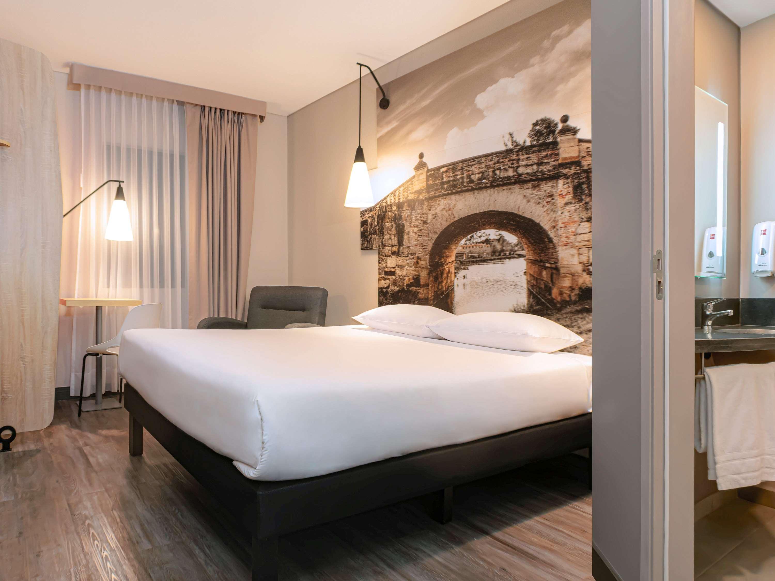 Ibis Chia Hotel ภายนอก รูปภาพ