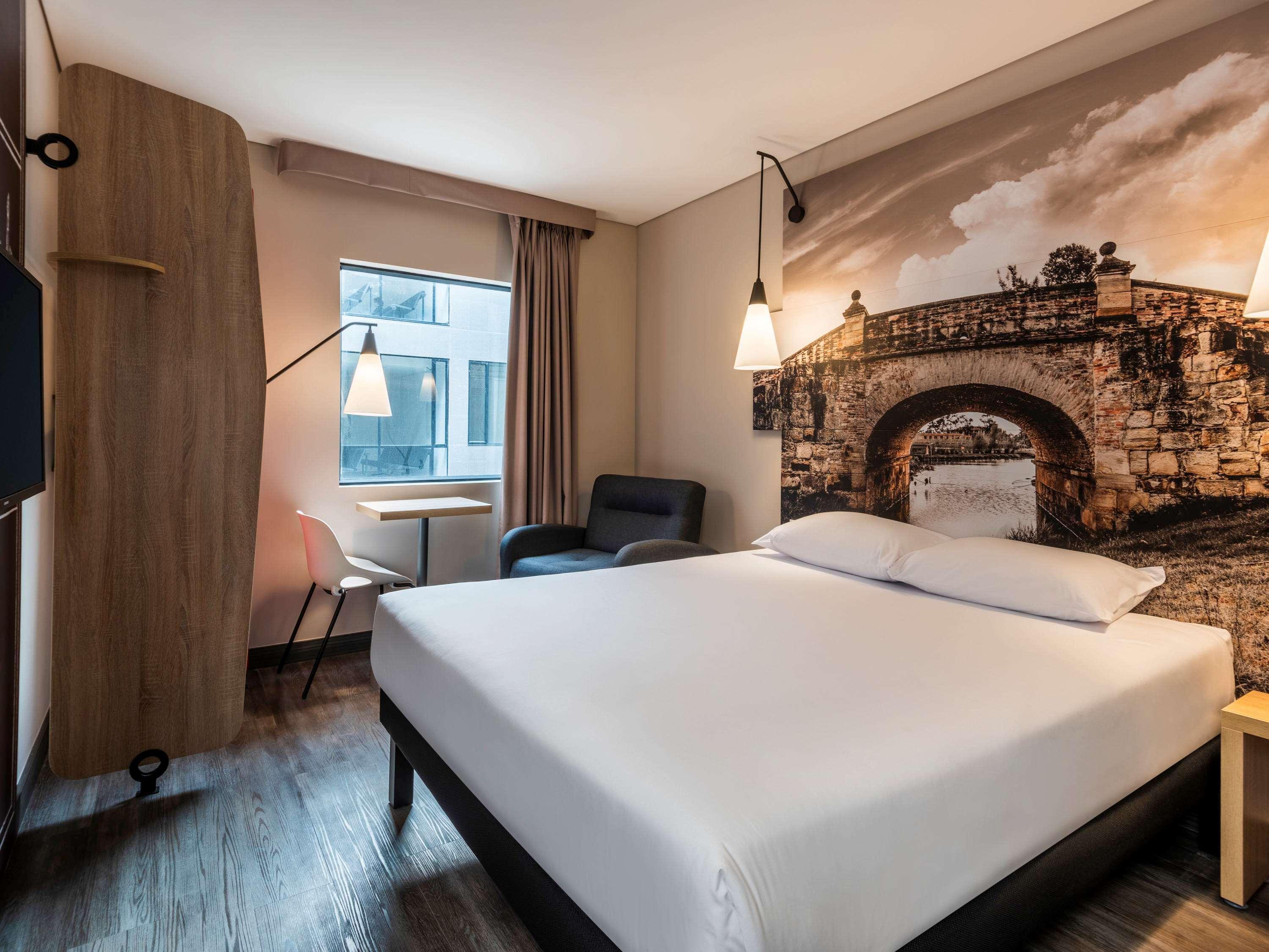 Ibis Chia Hotel ภายนอก รูปภาพ